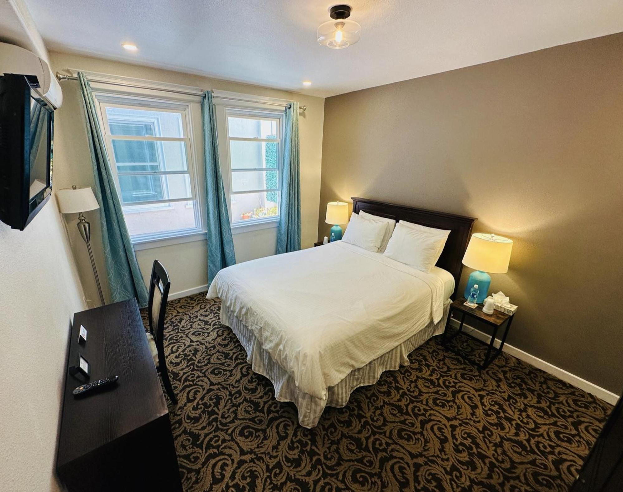 The Edgewater * Avalon