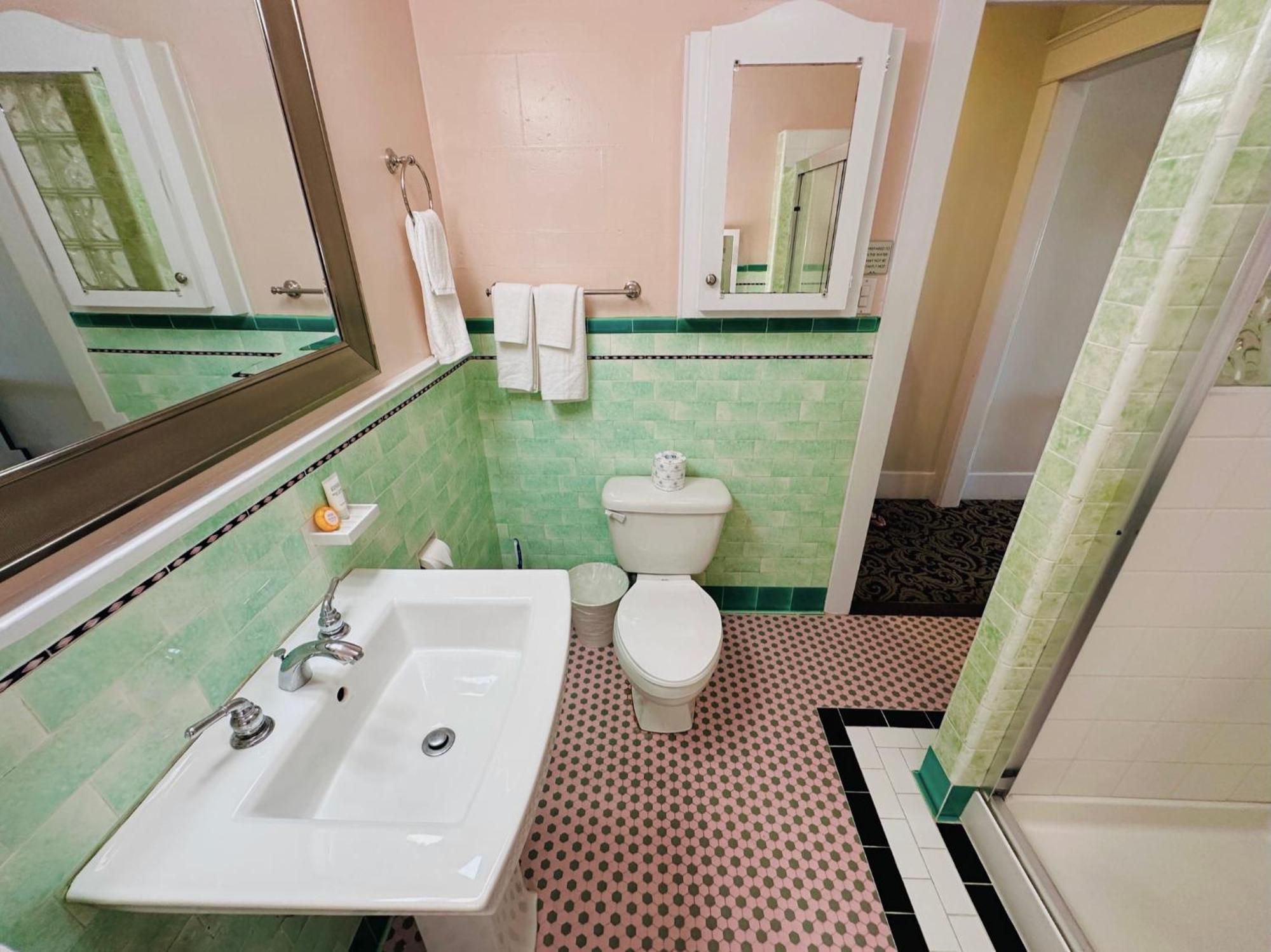 Hotel The Edgewater *